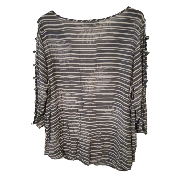 Fred David Semi Sheer Blue/White Leaf Design Open Sleeve Lightweight Top Plus 1X - Picture 7 of 8